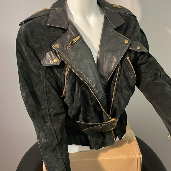 Vintage ladies, motorcycle jacket super cute good condition size small to medium - Picture 4 of 7